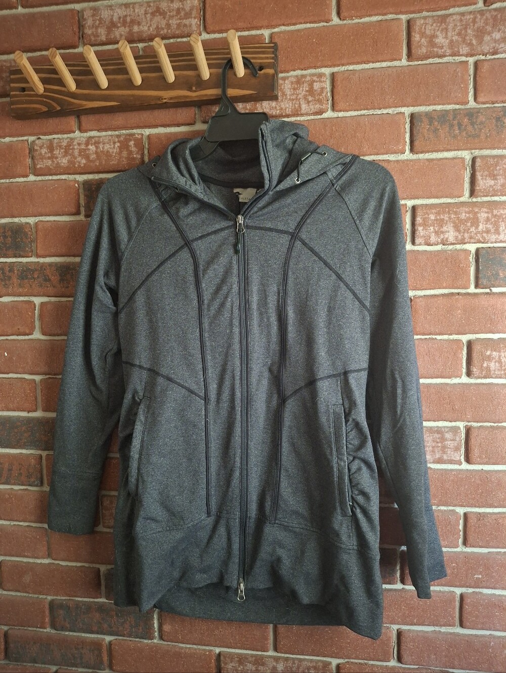 Athleta gray zip up jacket